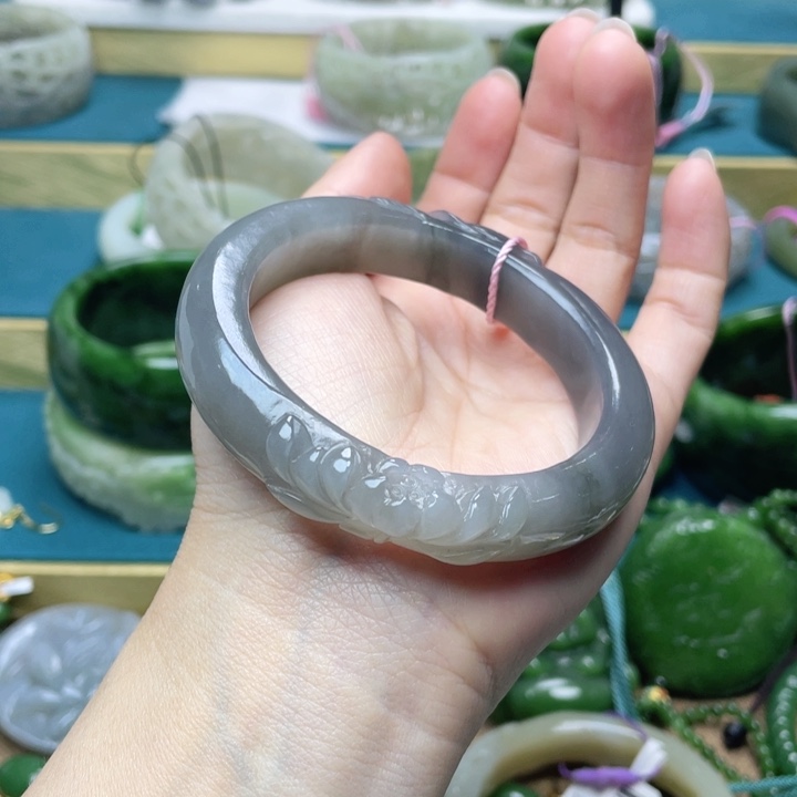 和田玉手镯56+圈口 编号96未镶嵌