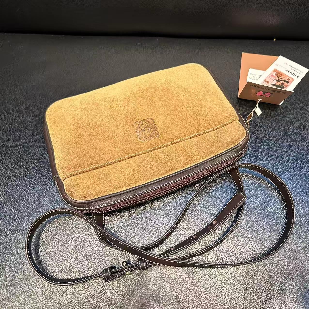 95新 LOEWE/罗意威 二弟/派18/7402/单肩包