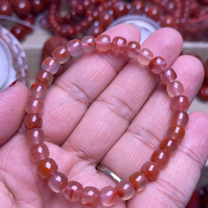 南红玛瑙未镶嵌手链冰飘花