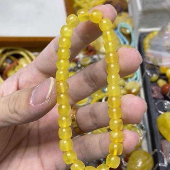 未镶嵌蜜蜡裸石多样性发货