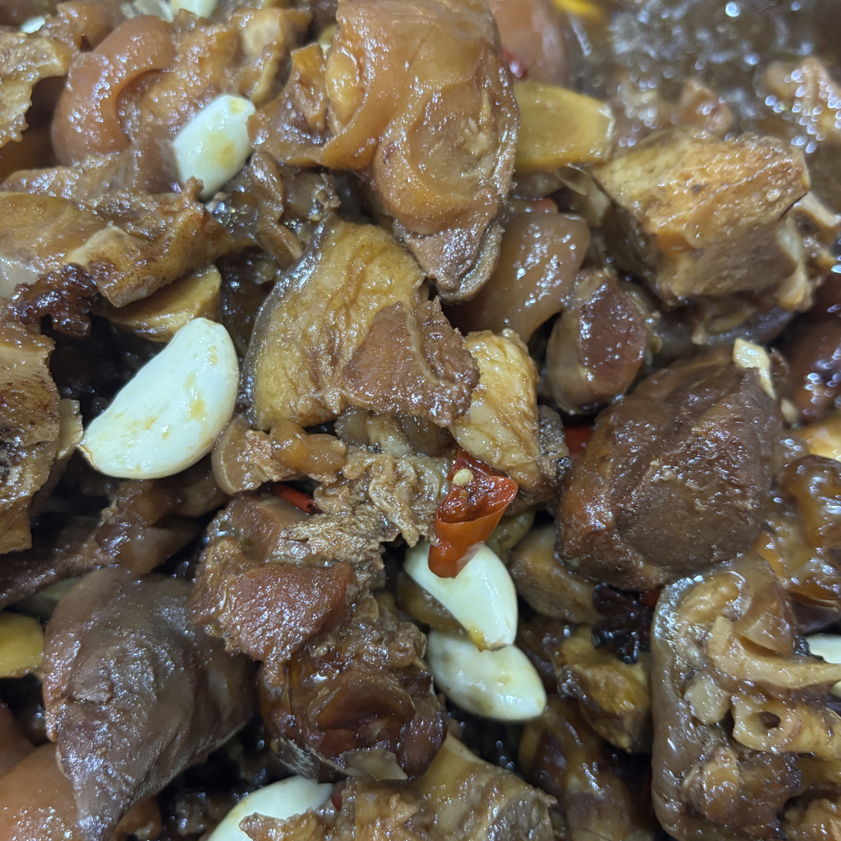 美味红烧猪蹄1份