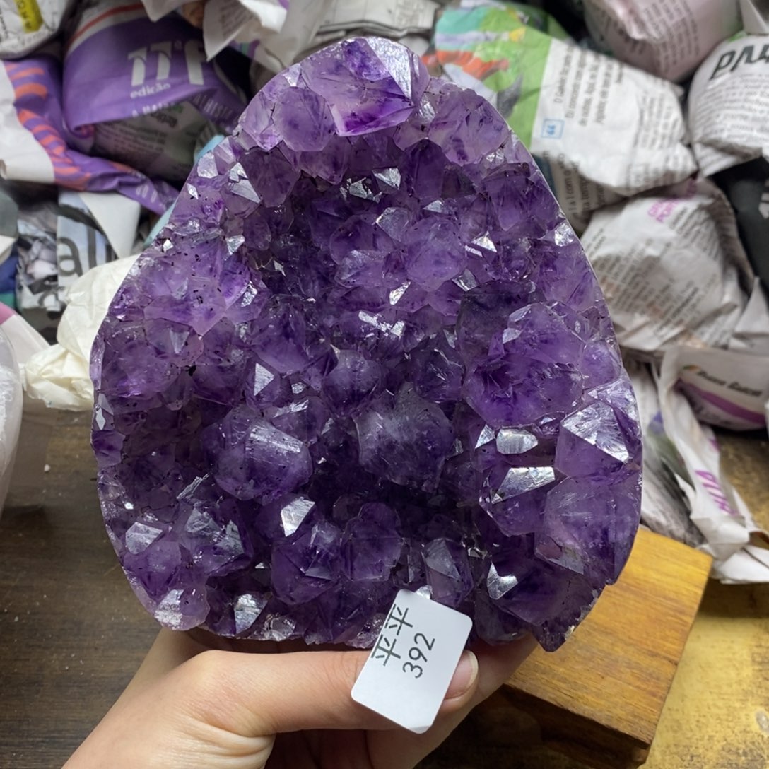 紫晶乌拉圭未镶嵌