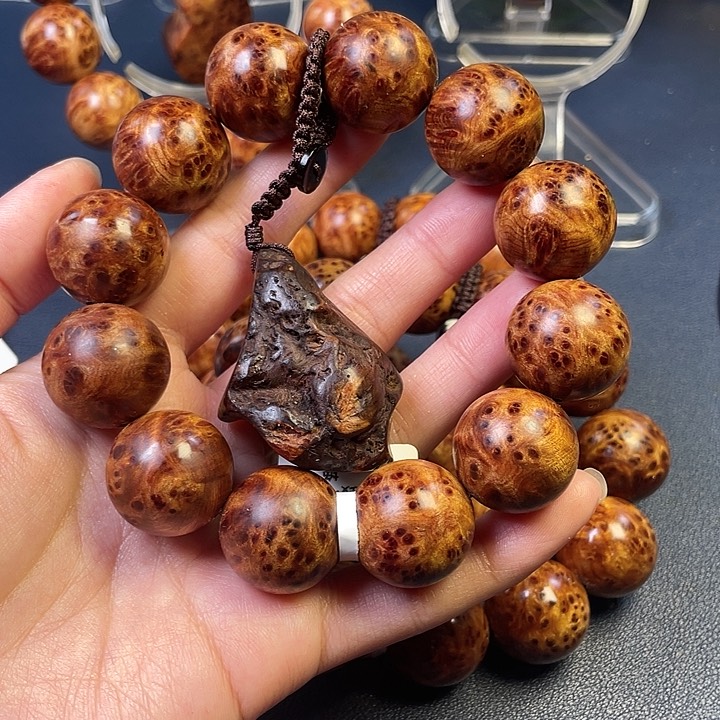 柏木（崖柏）其他大*子70