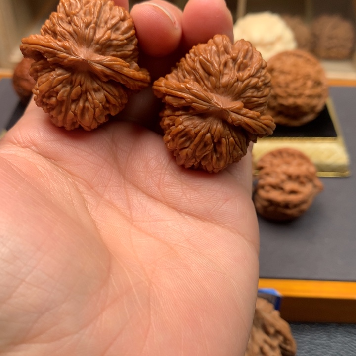 文玩核桃吊坠楼子