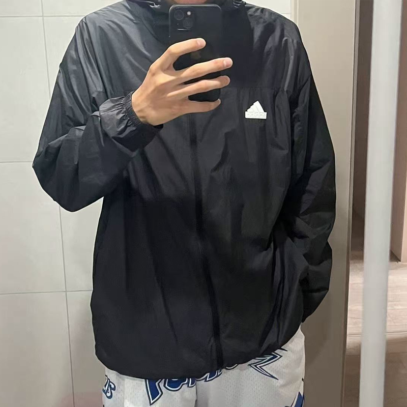 Adidas阿迪达斯男梭织连帽外套跑步训练休闲运动服防风夹克IT3940