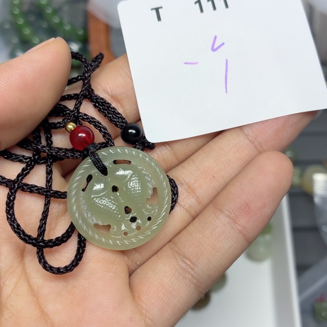 和田玉未镶嵌珠宝半成品T111