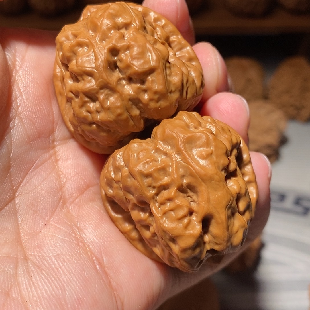 文玩核桃把件333蛤蟆头微微修延庆蛙皮质好