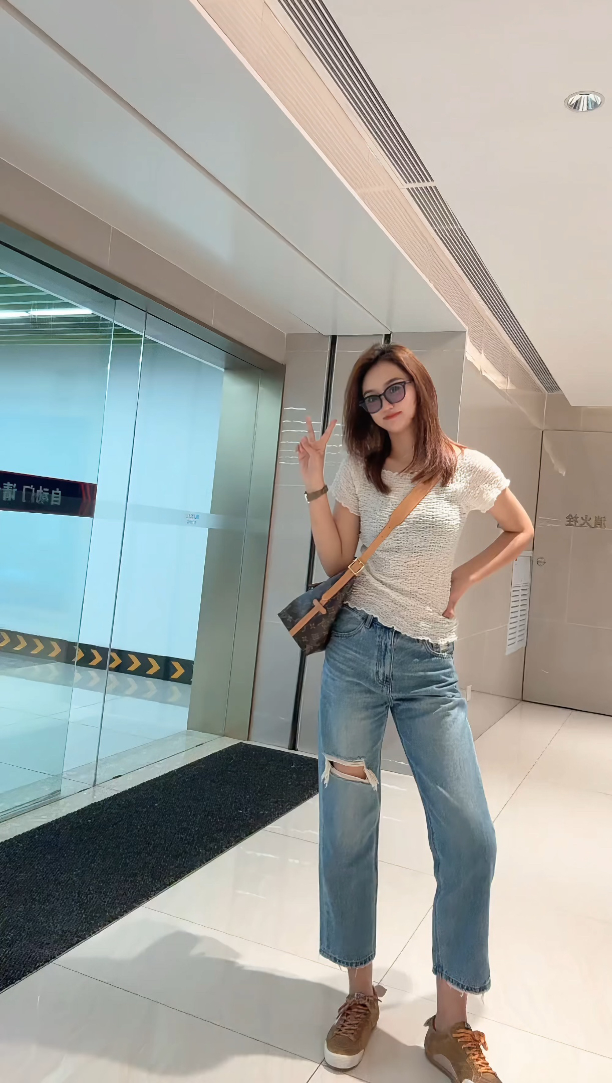 No褪专场❗谨慎下单金酉钱蓝色九分破洞牛仔裤