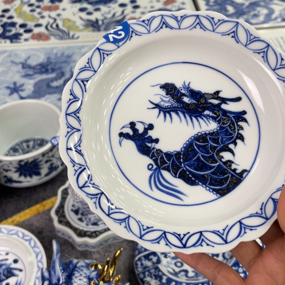 景德镇陶瓷手工手绘