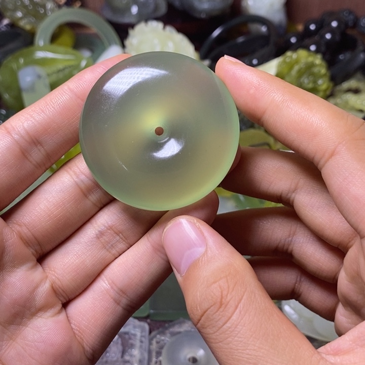 岫玉天然岫玉颈饰未镶嵌磊**洋