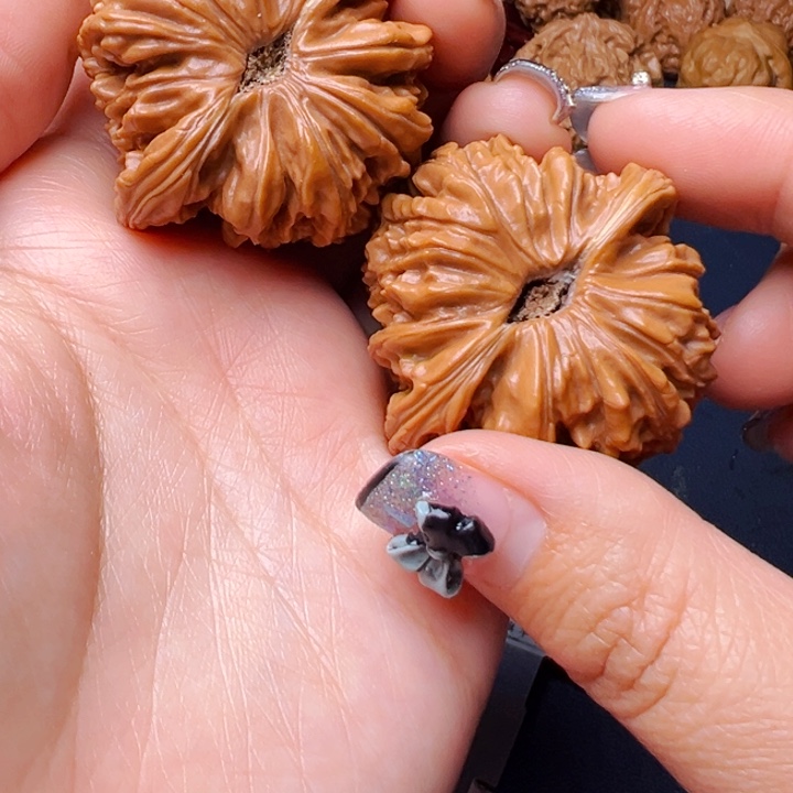 文玩核桃吊坠楼44，