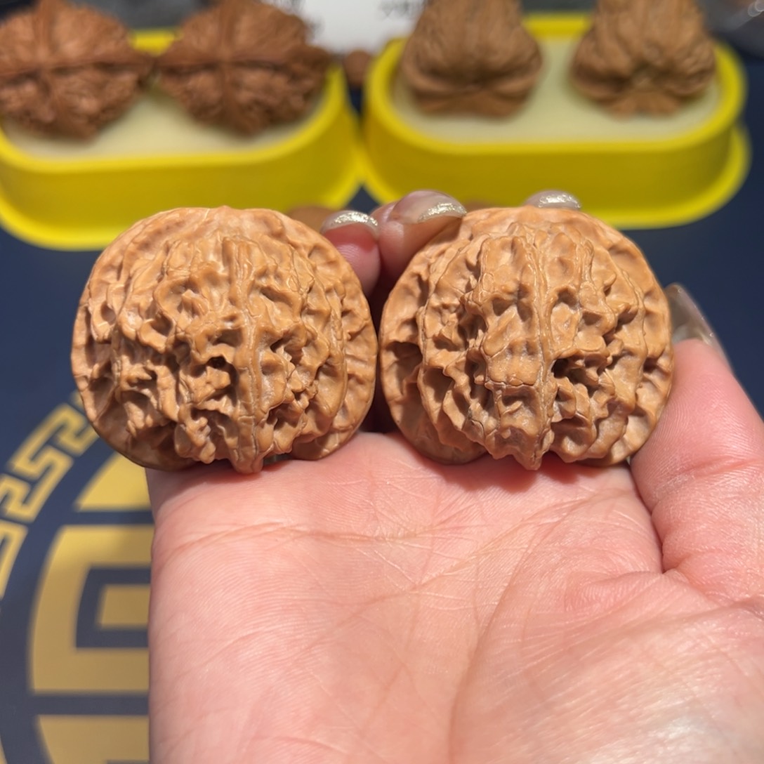 文玩核桃把件精品苹果43