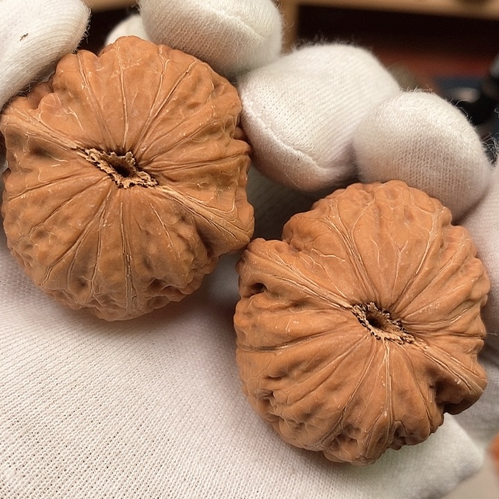 吊坠文玩核桃39全品货头山地红皮铁锤