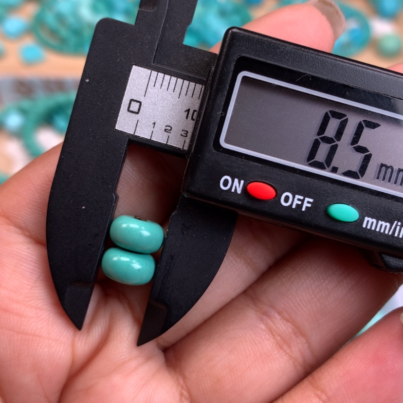 【闪购商品】绿松石未镶嵌隔珠一对