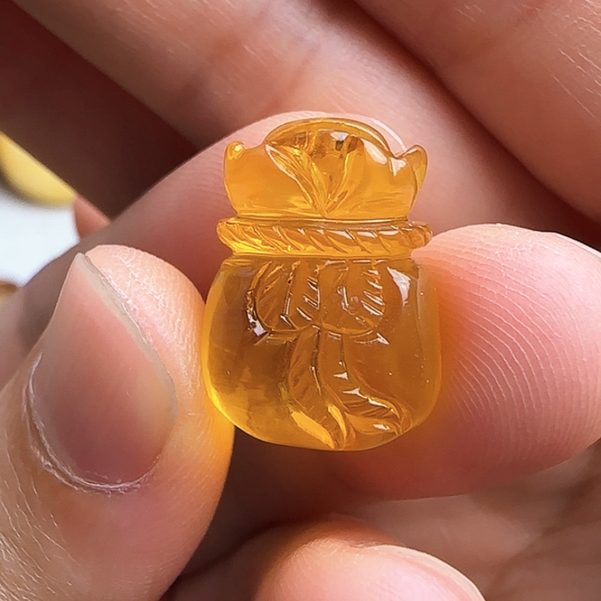 【闪购商品】未镶嵌颈饰琥珀吊坠