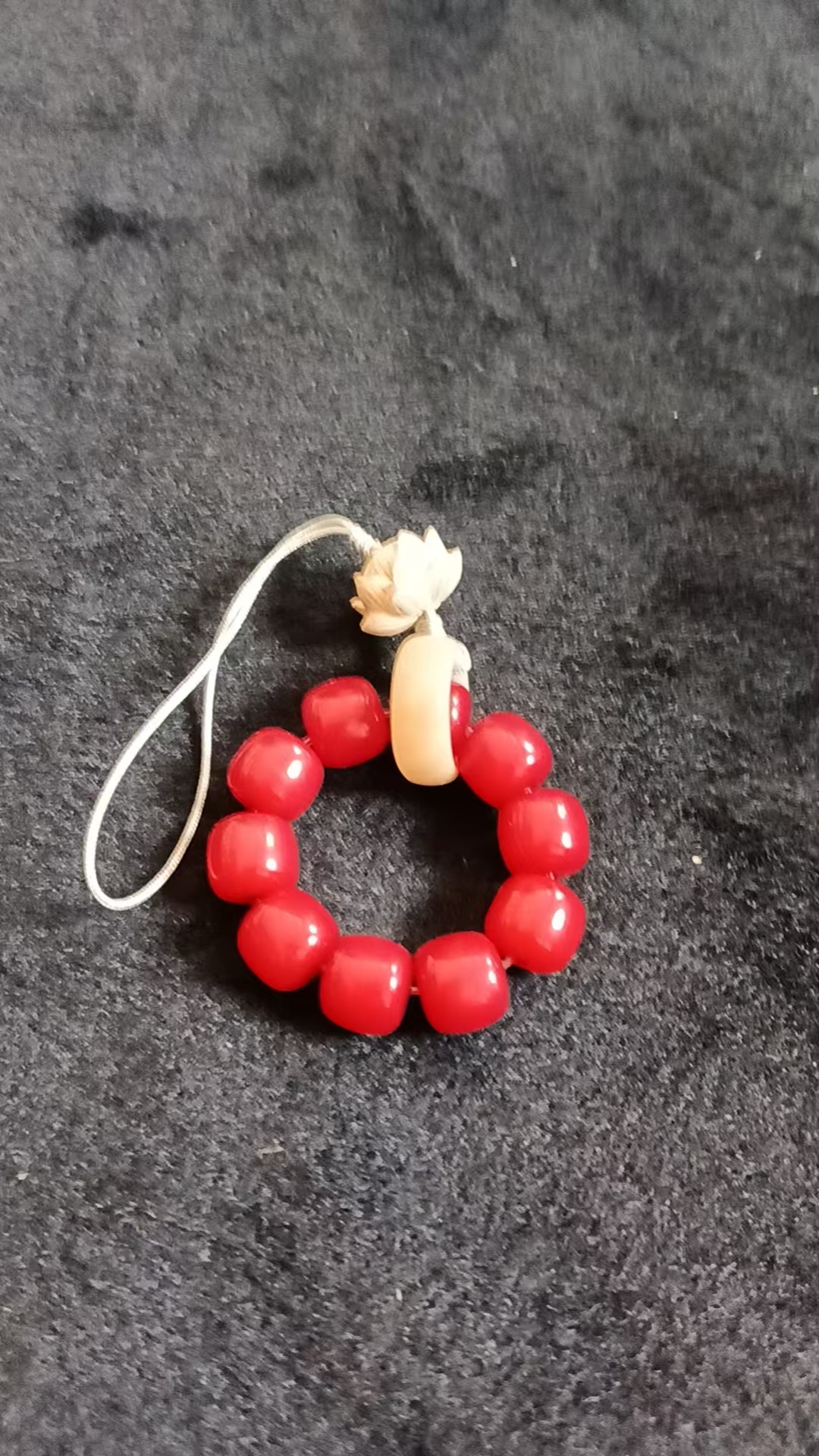 A09精美手机挂件