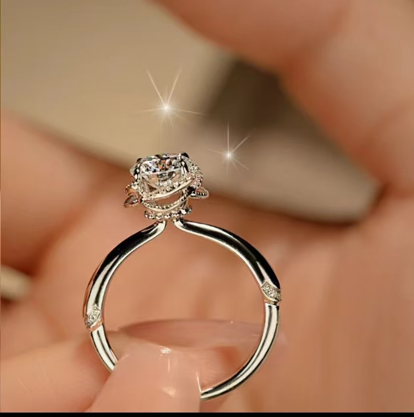 0.5CT 华尔兹轻奢女戒