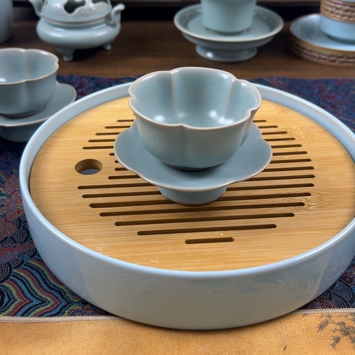 瓷摆件仿古有釉水梅花套盏微瑕