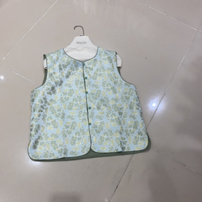 复古港风宽松型工字型款免烫马夹刺绣春季文艺风