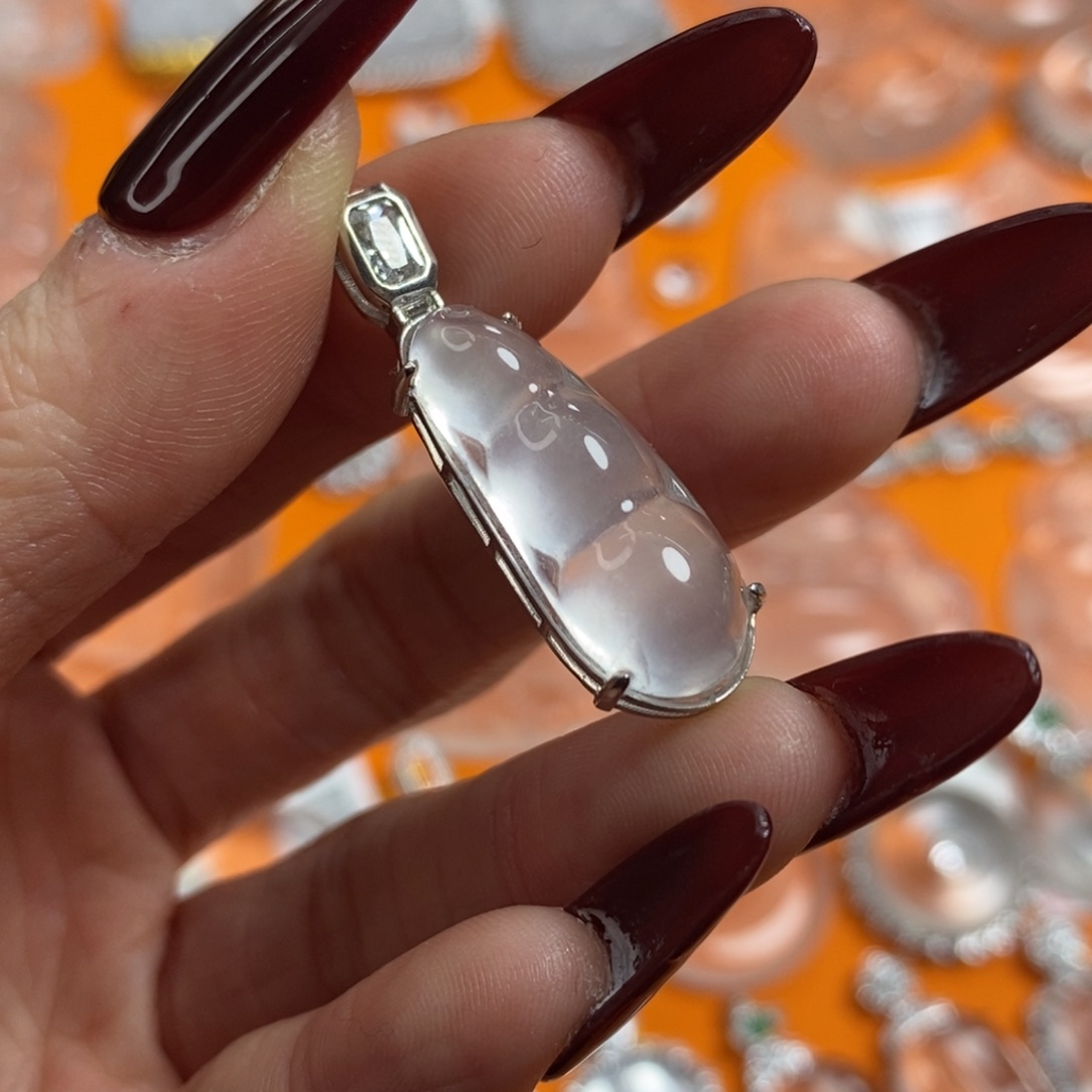 石英质玉颈饰银S925镶嵌