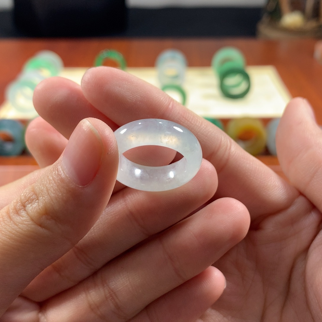 翡翠戒指未镶嵌魅*