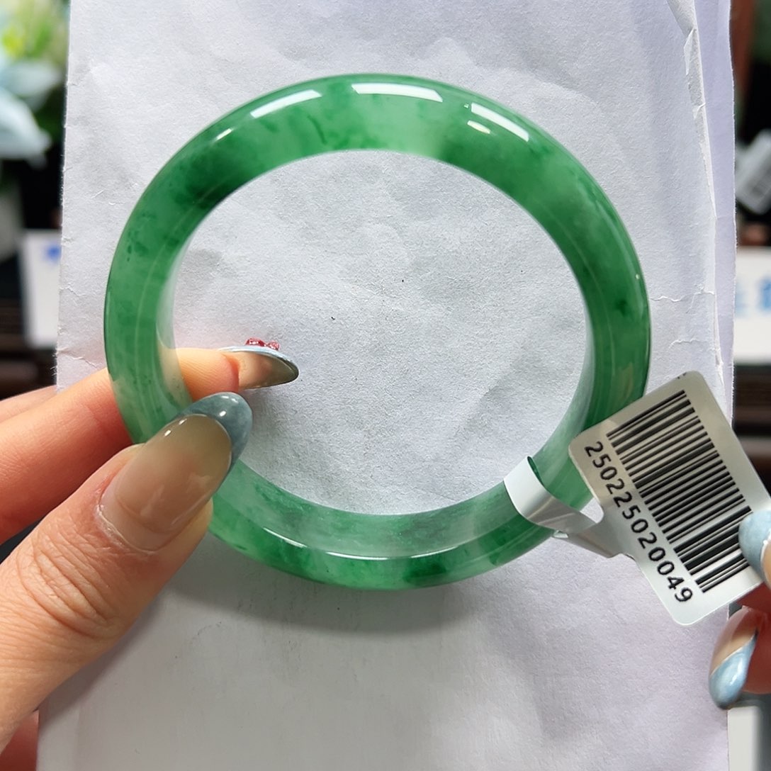 石英质玉手镯未镶嵌58-59