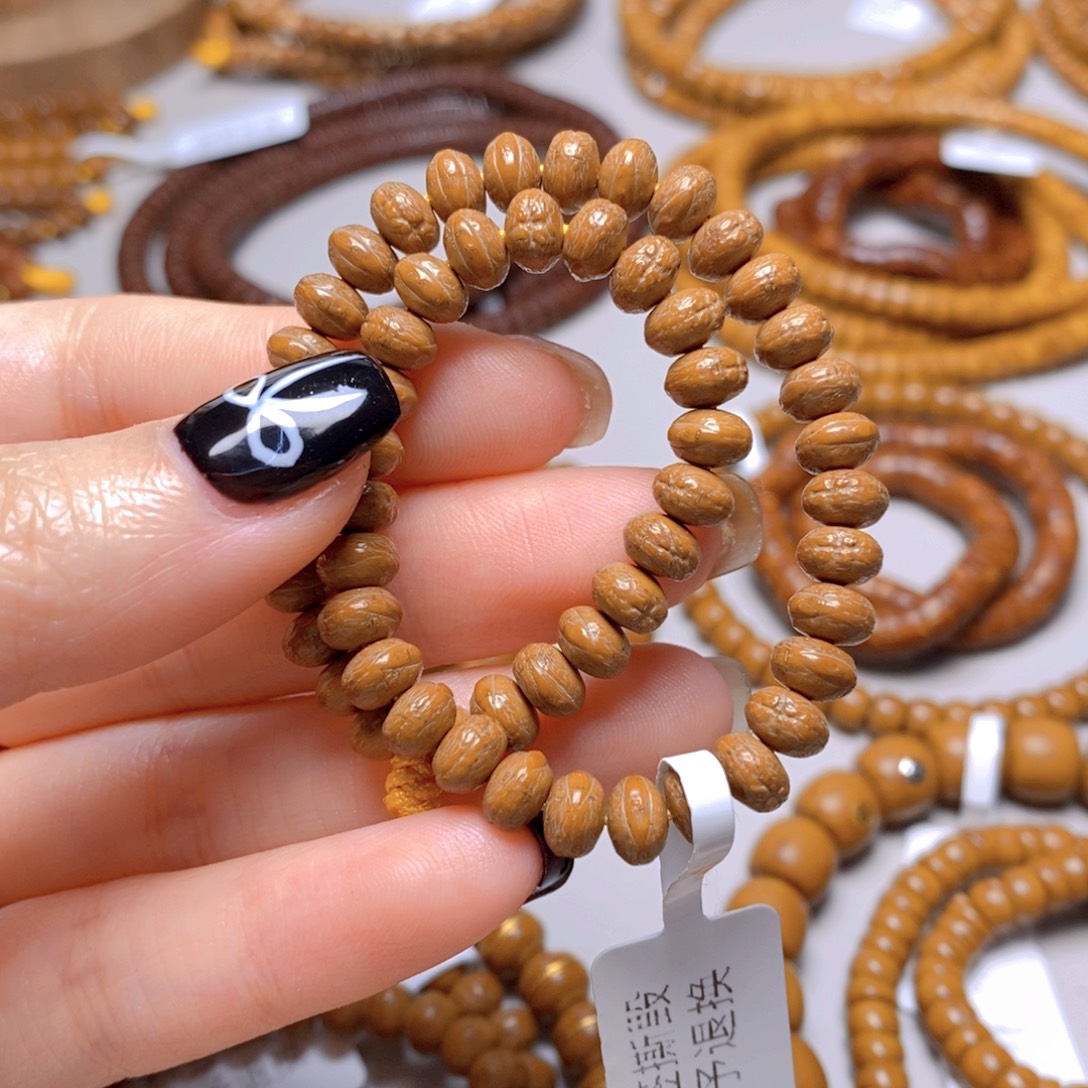 紫金鼠手串21.鼠尖料雕刻小凤眼手持6.0