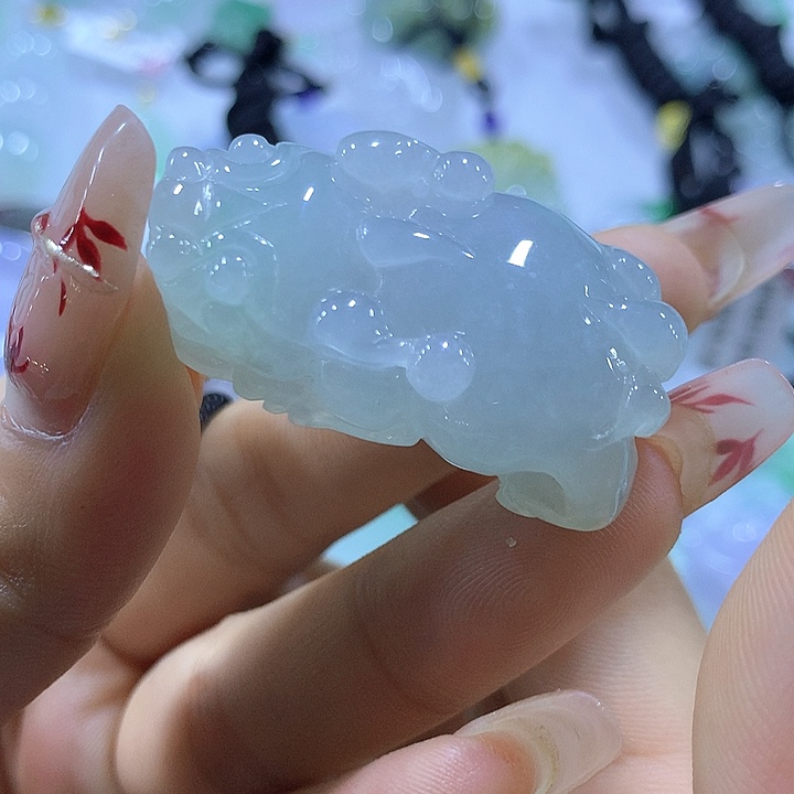 翡翠未镶嵌颈饰天然翡翠A货吊坠