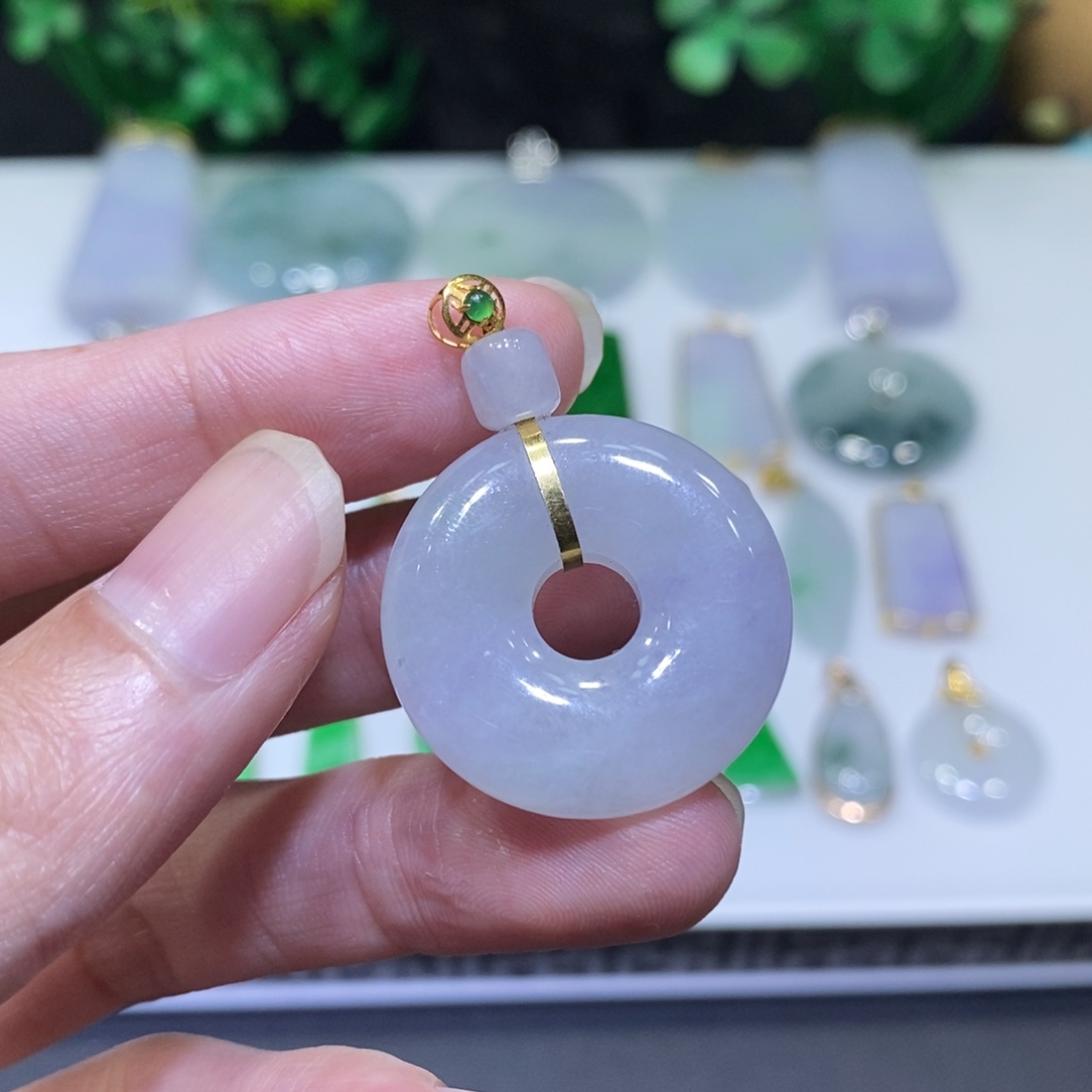 翡翠18K金镶嵌吊坠(不含链)
