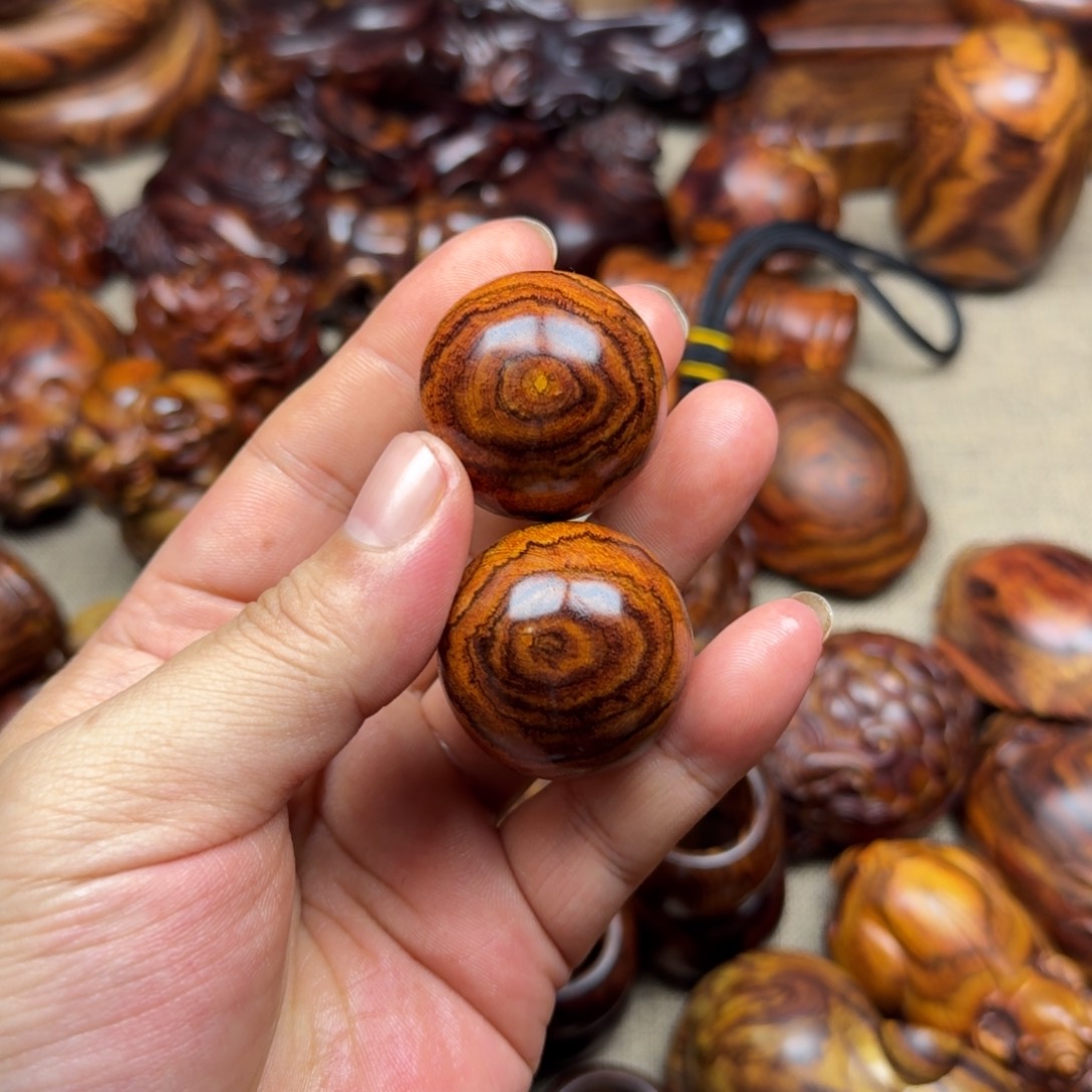 惠***龙黄花梨/降香黄檀3.3公分