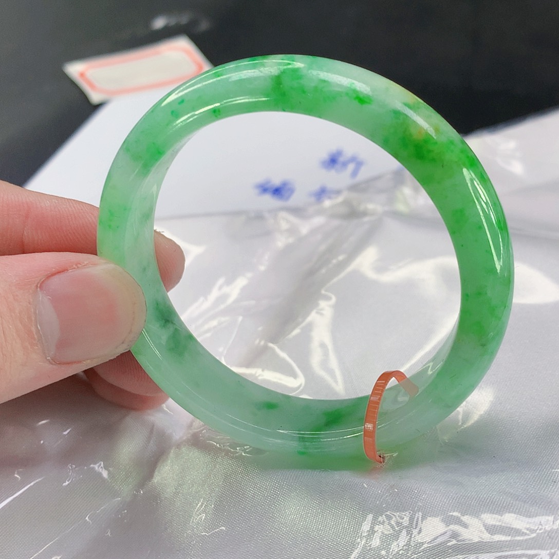 翡翠手镯未镶嵌128缅甸天然翡翠A货