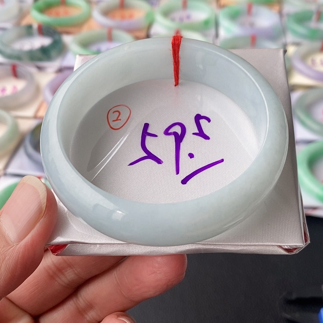 翡翠手镯未镶嵌2号链接