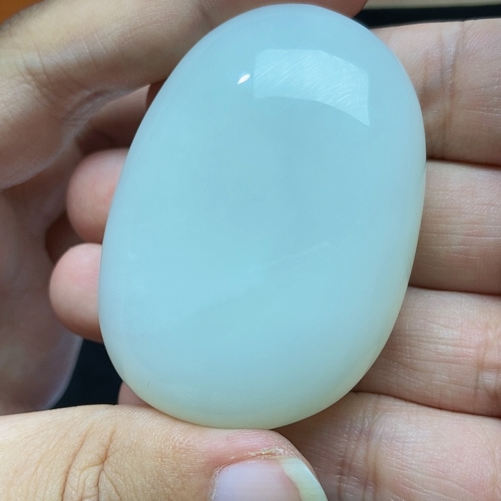 和田玉颈饰未镶嵌真****尘