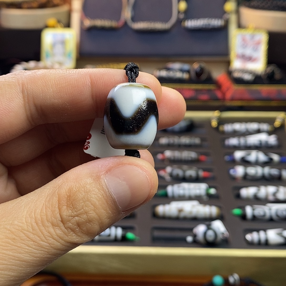 玛瑙/玉髓颈饰未镶嵌赵*东