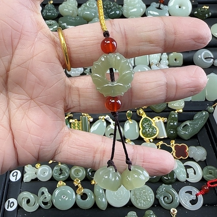 和田玉吊坠(不含链)未镶嵌