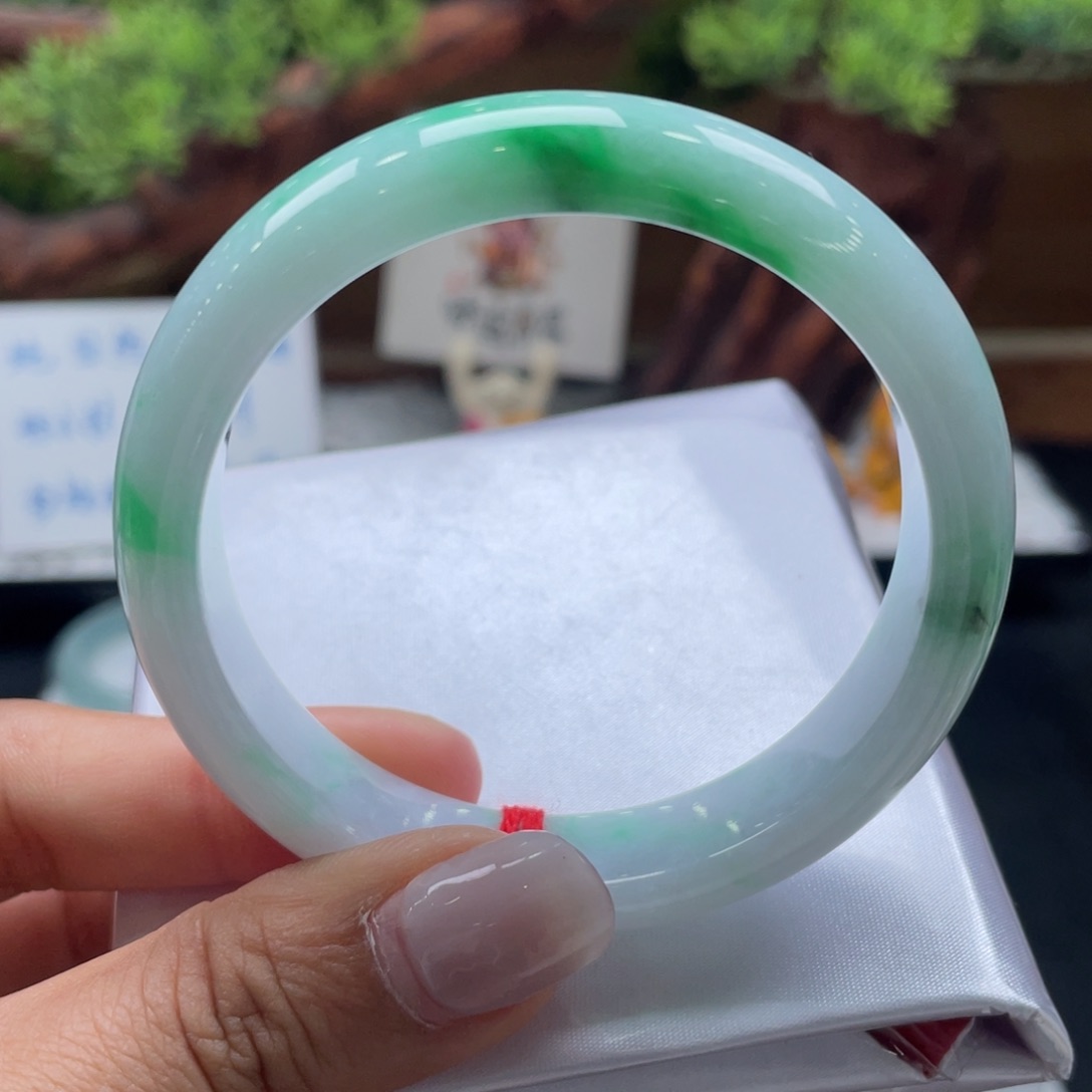 翡翠手镯未镶嵌48号