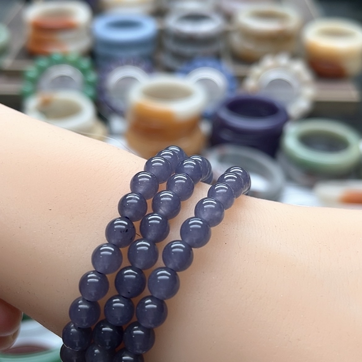 【闪购商品】石英质玉手镯未镶嵌卡6多圈手链