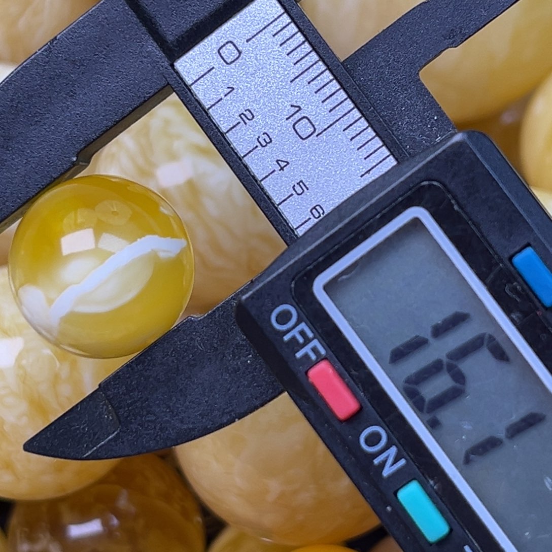 裸石蜜蜡未镶嵌！