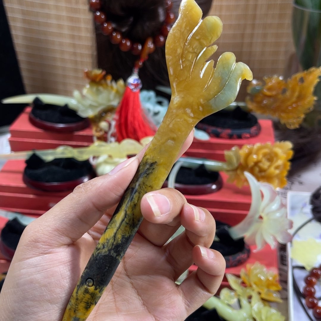 蛇纹石玉发饰未镶嵌