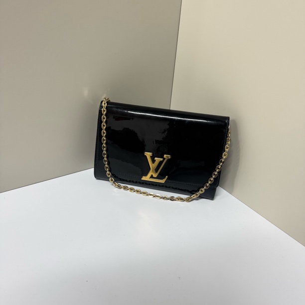 95新 LouisVuitton/路易威登 Lv 黑色漆皮斜挎包单肩包