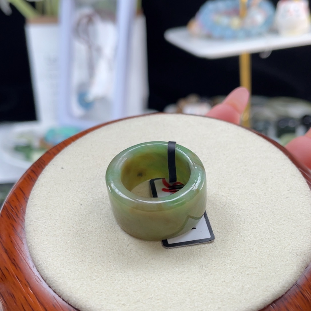 和田玉未镶嵌戒指o14黑羊冻圆切17.5