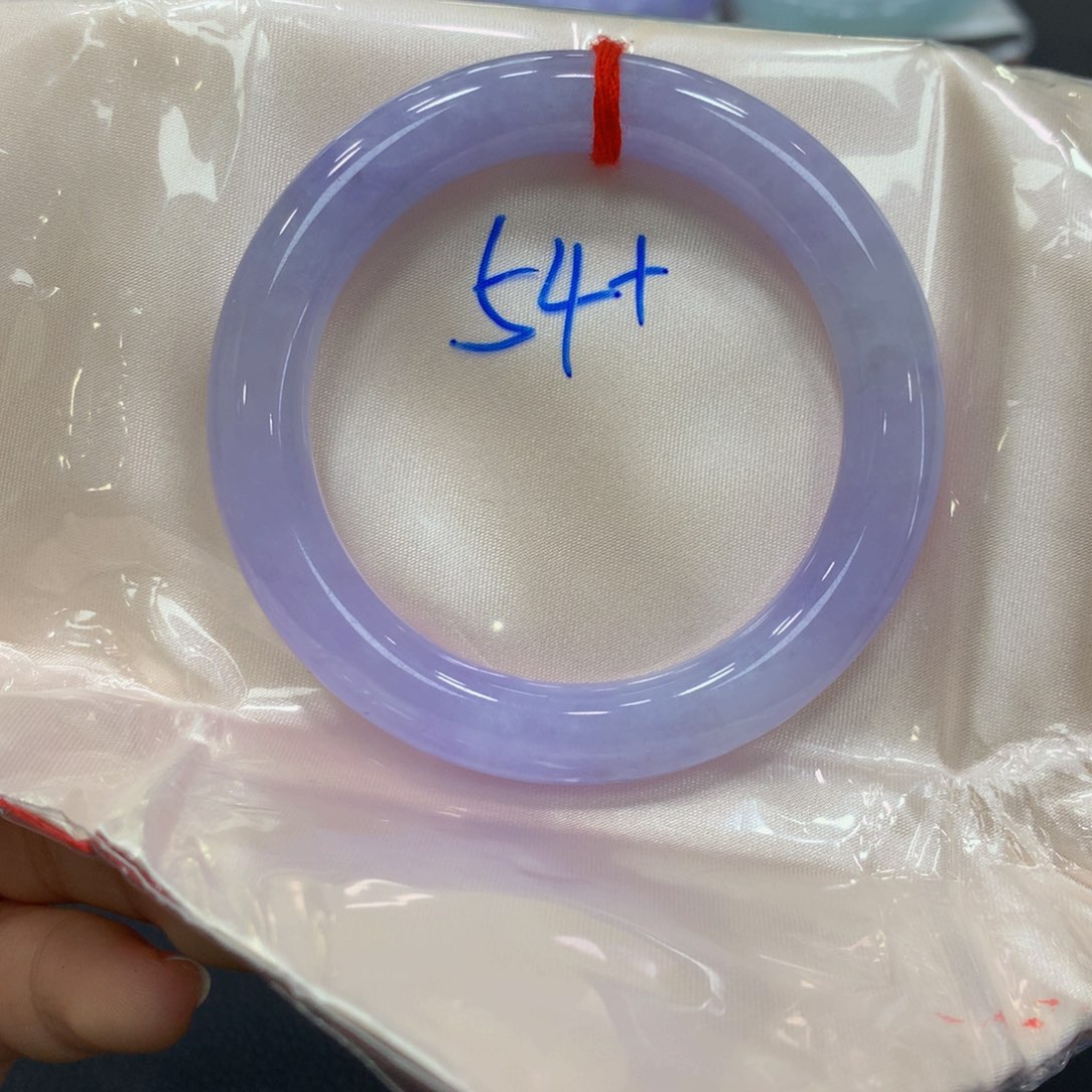 翡翠手镯未镶嵌翡翠