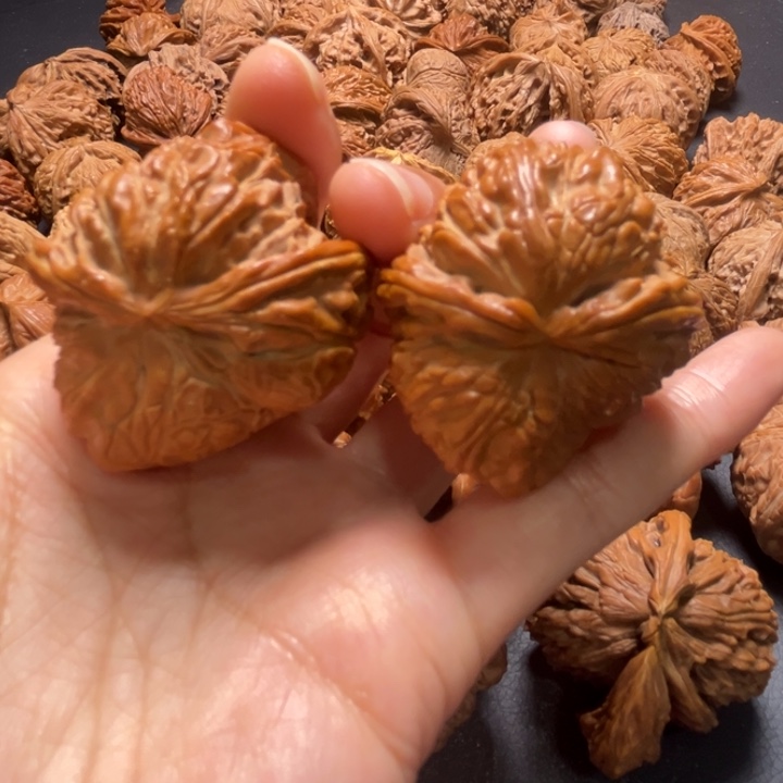 南疆石小蛇头37尺寸核桃哈哈哈哈哈哈哈