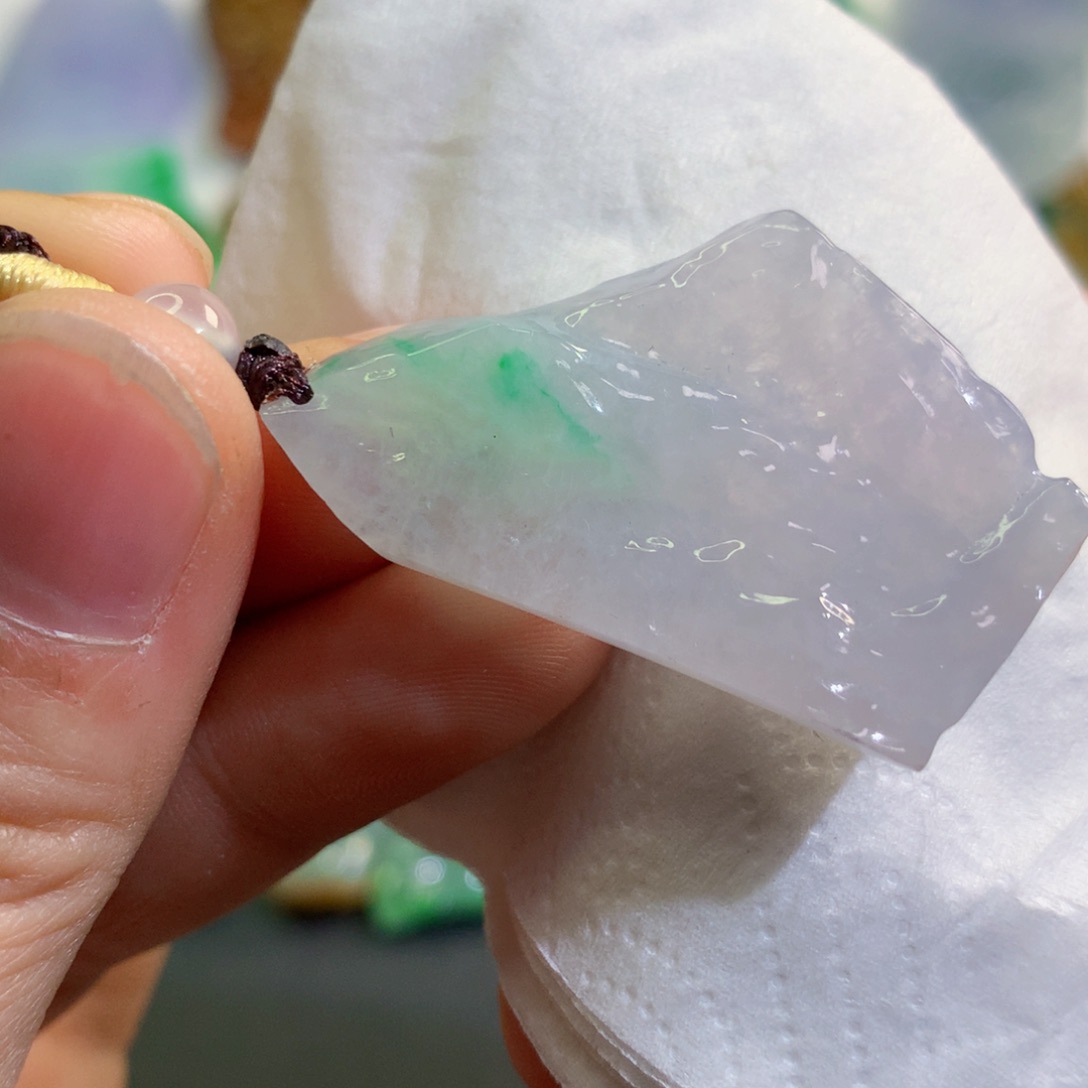 【闪购商品】翡翠吊坠(不含链)未镶嵌