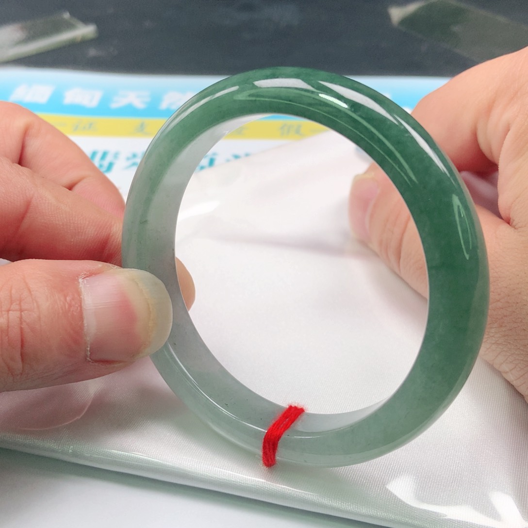 翡翠手镯未镶嵌0824号