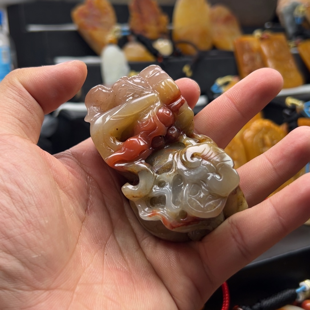 石英质玉（黄龙玉）未镶嵌多选发其一