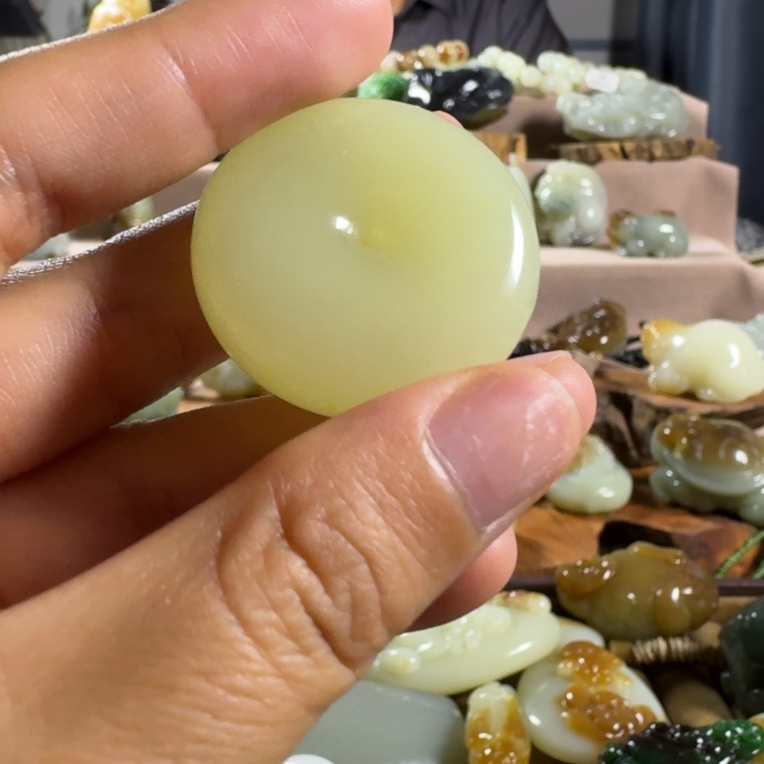 和田玉（糖玉）未镶嵌手链