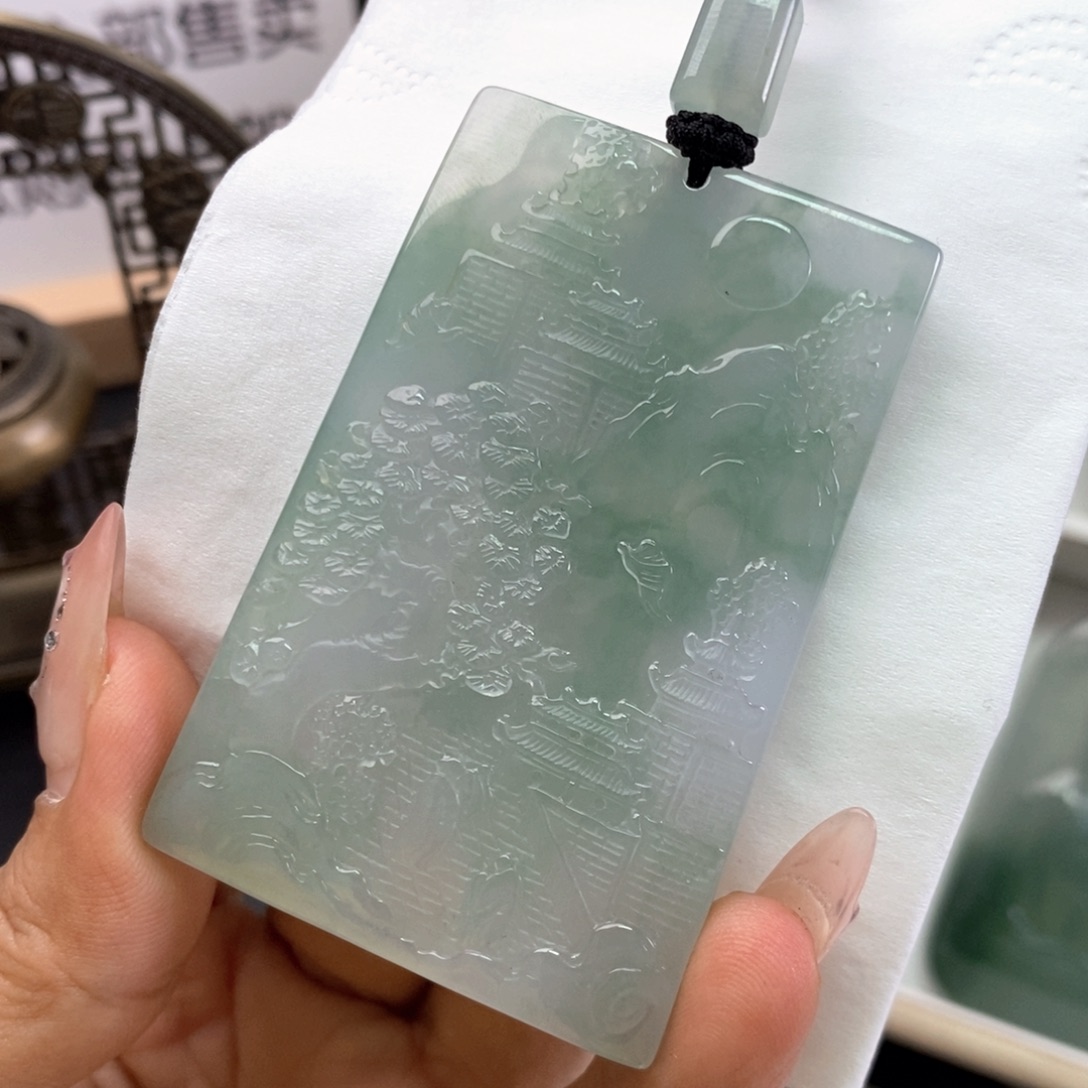 翡翠未镶嵌颈饰翡翠