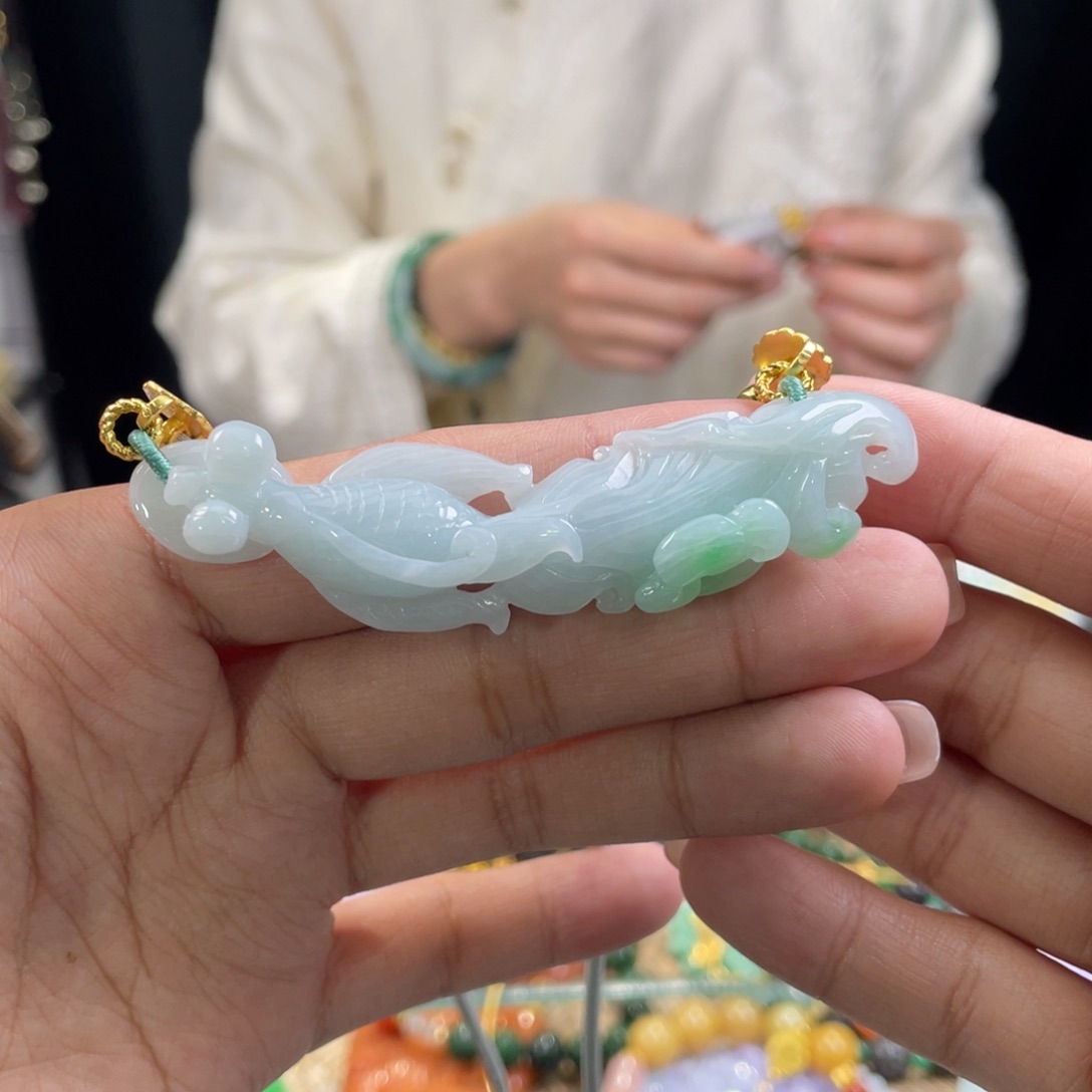 翡翠颈饰未镶嵌代编织