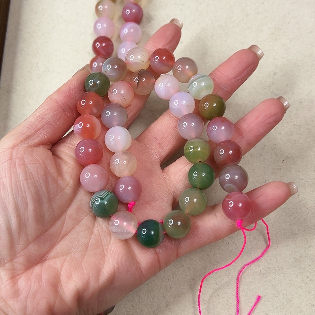 雪***梅玛瑙/玉髓未镶嵌珠宝半成品，卡12盐源玛瑙一条